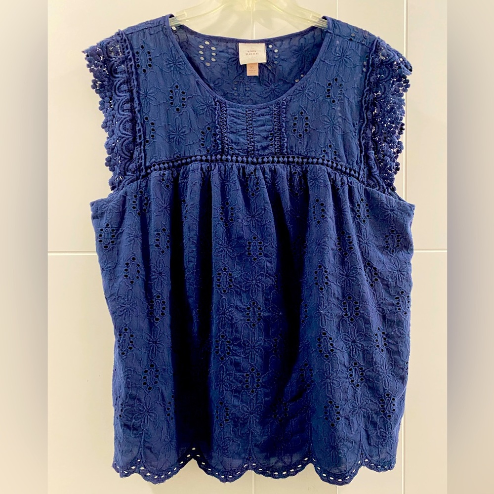 Knox Rose Eyelet Sleeveless Top